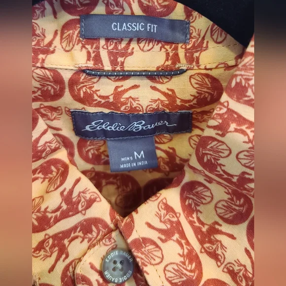 NWT - Eddie Bauer Mens Classic Short Sleeve Baja Shirt – Fox Print – Size M - Picture 8 of 16